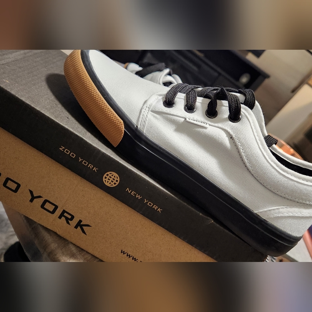 Zoo York casual flats